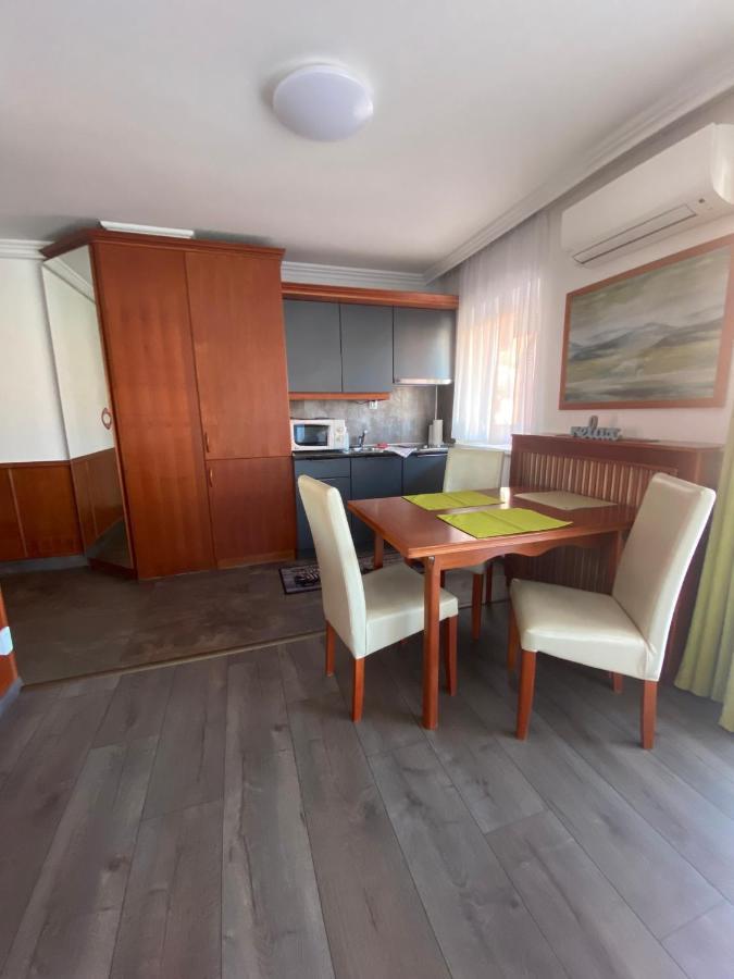 Cafe Relax Apartments Hévíz Εξωτερικό φωτογραφία