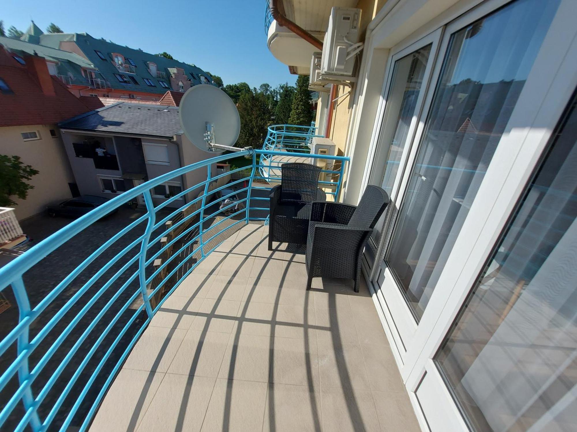 Cafe Relax Apartments Hévíz Εξωτερικό φωτογραφία