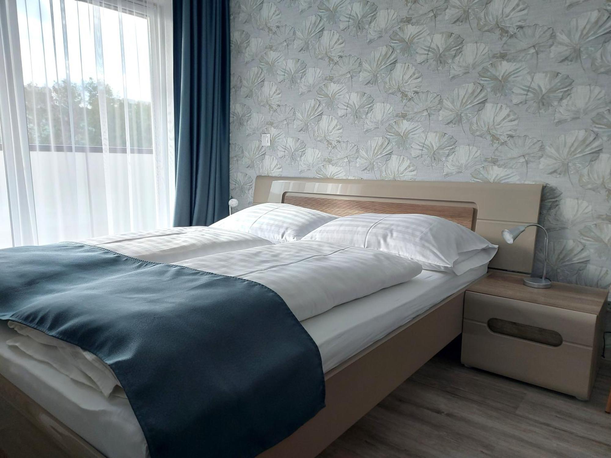 Cafe Relax Apartments Hévíz Εξωτερικό φωτογραφία