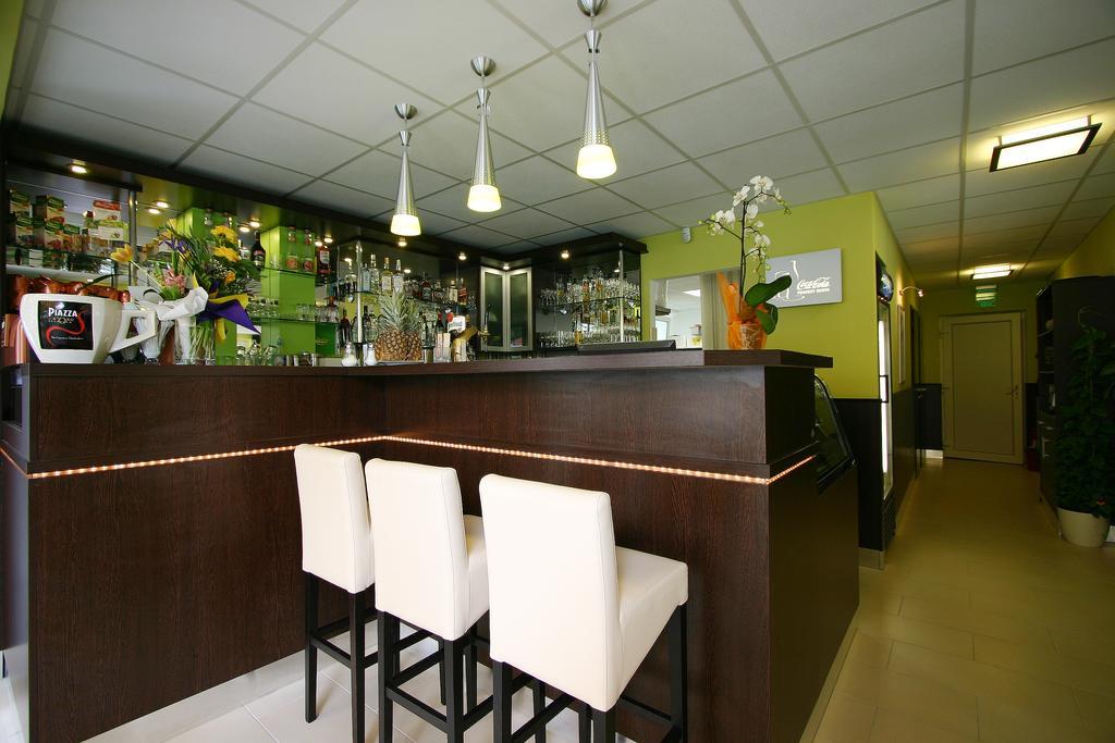 Cafe Relax Apartments Hévíz Εξωτερικό φωτογραφία